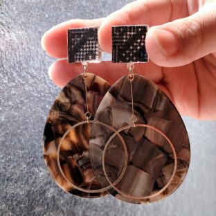 泥大島＊ピアス/イヤリング(たまご型焦茶)